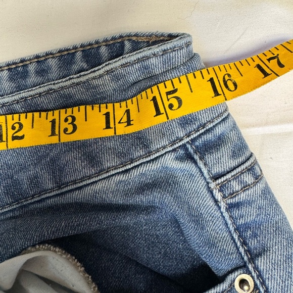 Women's super wide leg Distressed Blue Jeans - Picture 6 of 9